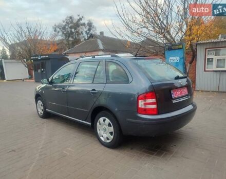 Сірий Шкода Фабія, об'ємом двигуна 1.39 л та пробігом 180 тис. км за 4440 $, фото 5 на Automoto.ua