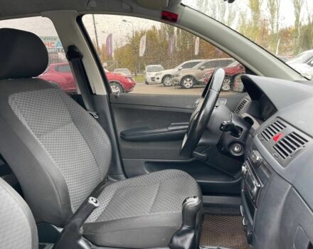 Шкода Фабия 2007 в Кривом Роге на Automoto.ua Серый Шкода Фабия, объемом двигателя 1.2 л и пробегом 180 тыс. км за 3700 $, фото 12 на Automoto.ua