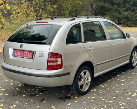 Серый Шкода Фабия, объемом двигателя 1.4 л и пробегом 231 тыс. км за 4500 $, фото 5 на Automoto.ua