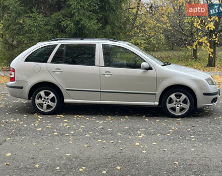 Серый Шкода Фабия, объемом двигателя 1.4 л и пробегом 231 тыс. км за 4500 $, фото 6 на Automoto.ua