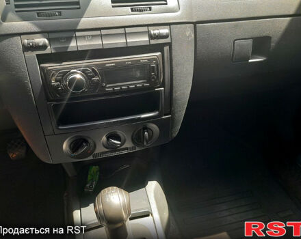 Серый Шкода Фабия, объемом двигателя 1.4 л и пробегом 280 тыс. км за 3200 $, фото 6 на Automoto.ua