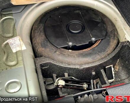 Серый Шкода Фабия, объемом двигателя 1.4 л и пробегом 226 тыс. км за 4550 $, фото 5 на Automoto.ua