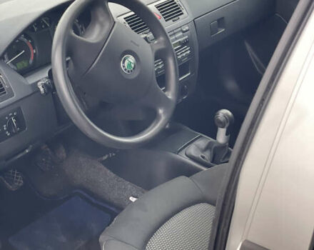 Серый Шкода Фабия, объемом двигателя 1.4 л и пробегом 231 тыс. км за 4500 $, фото 22 на Automoto.ua