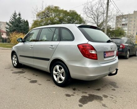 Серый Шкода Фабия, объемом двигателя 1.6 л и пробегом 247 тыс. км за 5350 $, фото 4 на Automoto.ua