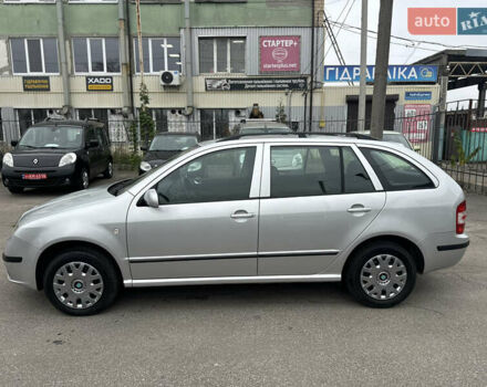 Шкода Фабия 2007 в Чернигове на Automoto.ua Серый Шкода Фабия, объемом двигателя 1.4 л и пробегом 193 тыс. км за 5400 $, фото 3 на Automoto.ua