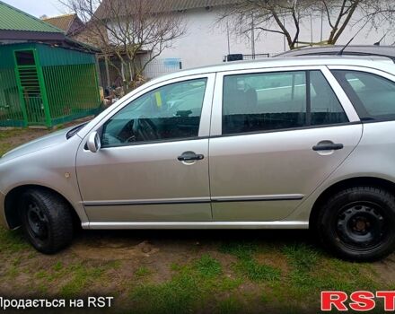 Сірий Шкода Фабія, об'ємом двигуна 1.4 л та пробігом 385 тис. км за 3530 $, фото 1 на Automoto.ua