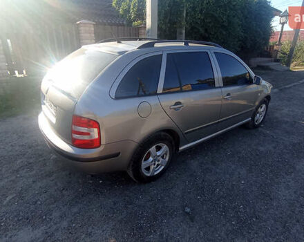 Сірий Шкода Фабія, об'ємом двигуна 1.39 л та пробігом 222 тис. км за 4950 $, фото 11 на Automoto.ua