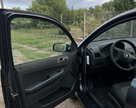 Сірий Шкода Фабія, об'ємом двигуна 1.39 л та пробігом 201 тис. км за 5500 $, фото 18 на Automoto.ua
