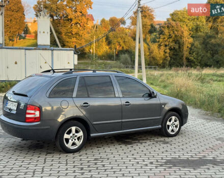 Сірий Шкода Фабія, об'ємом двигуна 1.39 л та пробігом 252 тис. км за 5200 $, фото 9 на Automoto.ua