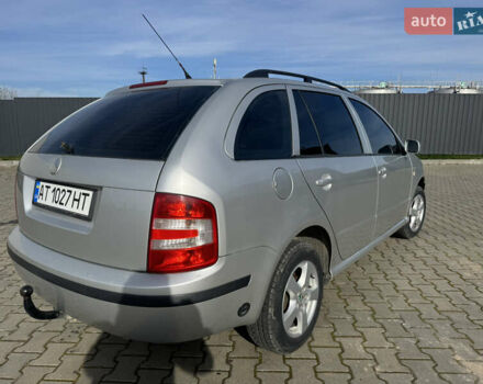 Сірий Шкода Фабія, об'ємом двигуна 1.39 л та пробігом 232 тис. км за 4100 $, фото 2 на Automoto.ua