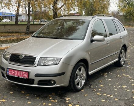 Серый Шкода Фабия, объемом двигателя 1.4 л и пробегом 231 тыс. км за 4500 $, фото 8 на Automoto.ua