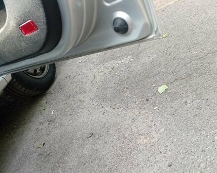 Сірий Шкода Фабія, об'ємом двигуна 1.39 л та пробігом 319 тис. км за 4200 $, фото 11 на Automoto.ua