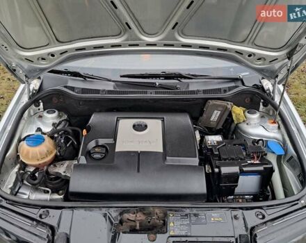 Серый Шкода Фабия, объемом двигателя 1.2 л и пробегом 220 тыс. км за 3999 $, фото 14 на Automoto.ua