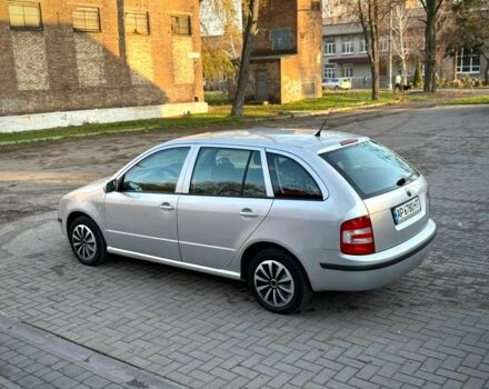 Серый Шкода Фабия, объемом двигателя 1.4 л и пробегом 190 тыс. км за 4300 $, фото 18 на Automoto.ua