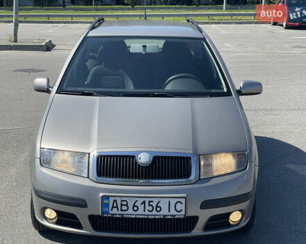 Серый Шкода Фабия, объемом двигателя 1.39 л и пробегом 226 тыс. км за 4900 $, фото 1 на Automoto.ua