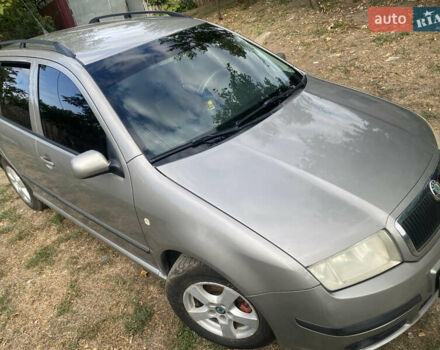 Сірий Шкода Фабія, об'ємом двигуна 1.39 л та пробігом 222 тис. км за 4950 $, фото 4 на Automoto.ua