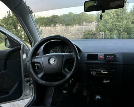 Сірий Шкода Фабія, об'ємом двигуна 1.2 л та пробігом 153 тис. км за 4100 $, фото 13 на Automoto.ua