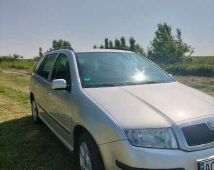 Серый Шкода Фабия, объемом двигателя 1.4 л и пробегом 183 тыс. км за 5360 $, фото 2 на Automoto.ua