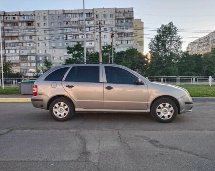 Сірий Шкода Фабія, об'ємом двигуна 1.4 л та пробігом 277 тис. км за 4800 $, фото 1 на Automoto.ua