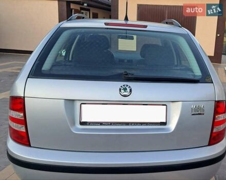 Сірий Шкода Фабія, об'ємом двигуна 1.4 л та пробігом 174 тис. км за 4650 $, фото 3 на Automoto.ua