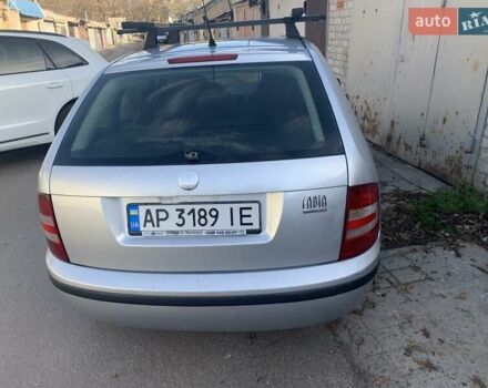 Серый Шкода Фабия, объемом двигателя 1.39 л и пробегом 253 тыс. км за 4900 $, фото 2 на Automoto.ua