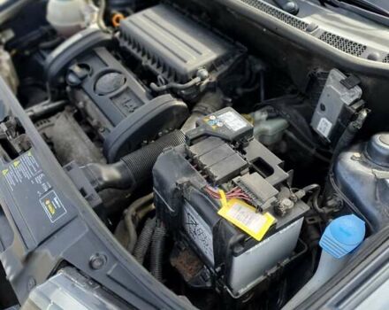 Серый Шкода Фабия, объемом двигателя 1.4 л и пробегом 200 тыс. км за 4900 $, фото 32 на Automoto.ua