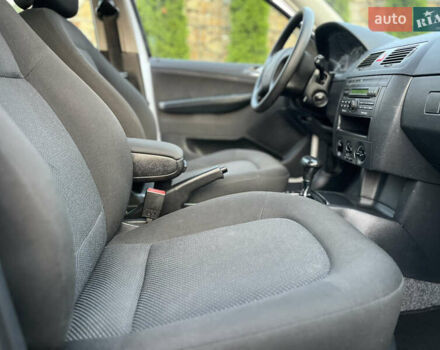 Серый Шкода Фабия, объемом двигателя 1.39 л и пробегом 217 тыс. км за 5399 $, фото 30 на Automoto.ua