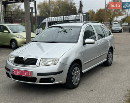 Шкода Фабия 2007 в Чернигове на Automoto.ua Серый Шкода Фабия, объемом двигателя 1.4 л и пробегом 193 тыс. км за 5400 $, фото 2 на Automoto.ua