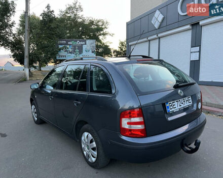 Сірий Шкода Фабія, об'ємом двигуна 1.39 л та пробігом 201 тис. км за 5500 $, фото 7 на Automoto.ua