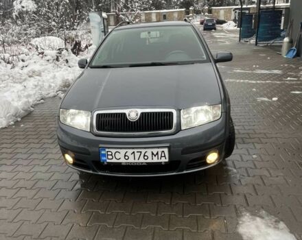 Сірий Шкода Фабія, об'ємом двигуна 1.4 л та пробігом 250 тис. км за 5200 $, фото 4 на Automoto.ua