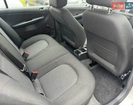 Шкода Фабия 2007 в Чернигове на Automoto.ua Серый Шкода Фабия, объемом двигателя 1.4 л и пробегом 193 тыс. км за 5400 $, фото 10 на Automoto.ua