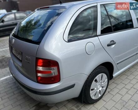 Сірий Шкода Фабія, об'ємом двигуна 1.42 л та пробігом 241 тис. км за 3800 $, фото 3 на Automoto.ua