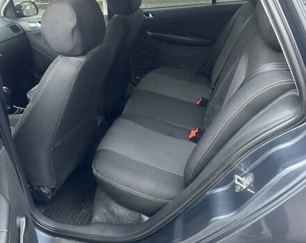 Серый Шкода Фабия, объемом двигателя 1.39 л и пробегом 180 тыс. км за 4350 $, фото 8 на Automoto.ua