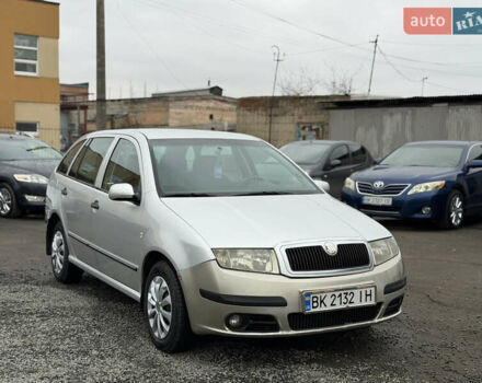 Сірий Шкода Фабія, об'ємом двигуна 1.42 л та пробігом 370 тис. км за 3300 $, фото 6 на Automoto.ua