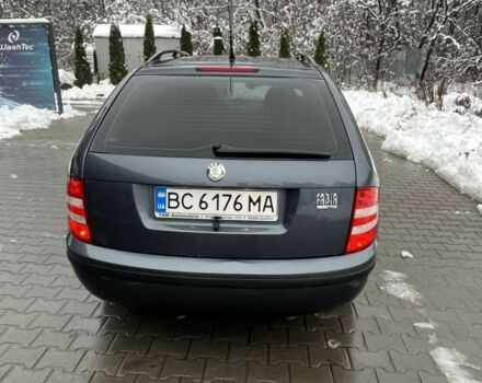 Сірий Шкода Фабія, об'ємом двигуна 1.4 л та пробігом 250 тис. км за 5200 $, фото 3 на Automoto.ua