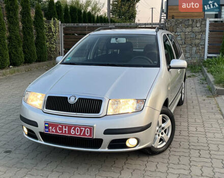 Серый Шкода Фабия, объемом двигателя 1.39 л и пробегом 217 тыс. км за 5399 $, фото 1 на Automoto.ua