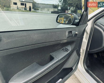 Сірий Шкода Фабія, об'ємом двигуна 1.39 л та пробігом 232 тис. км за 4100 $, фото 23 на Automoto.ua