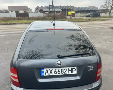 Серый Шкода Фабия, объемом двигателя 1.39 л и пробегом 180 тыс. км за 4350 $, фото 7 на Automoto.ua