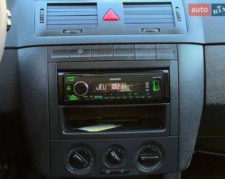 Шкода Фабія 2007 у Одесі на Automoto.ua Сірий Шкода Фабія, об'ємом двигуна 1.2 л та пробігом 269 тис. км за 4999 $, фото 17 на Automoto.ua