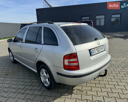 Сірий Шкода Фабія, об'ємом двигуна 1.39 л та пробігом 232 тис. км за 4100 $, фото 5 на Automoto.ua