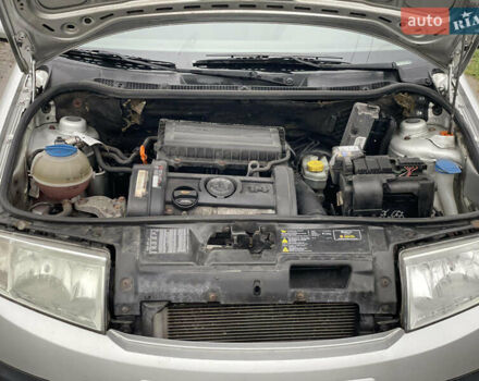 Серый Шкода Фабия, объемом двигателя 1.4 л и пробегом 226 тыс. км за 4550 $, фото 9 на Automoto.ua