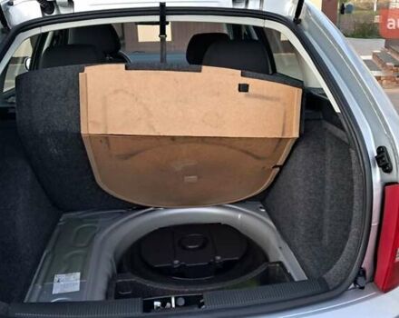 Сірий Шкода Фабія, об'ємом двигуна 1.4 л та пробігом 174 тис. км за 4650 $, фото 7 на Automoto.ua