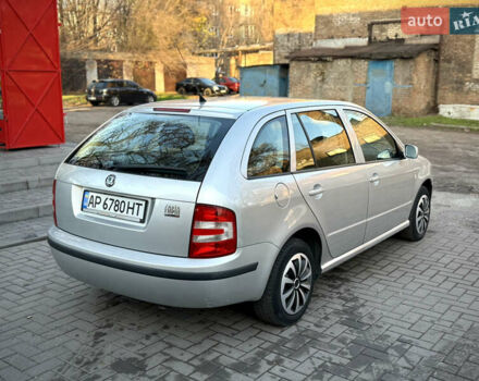 Серый Шкода Фабия, объемом двигателя 1.39 л и пробегом 190 тыс. км за 4300 $, фото 19 на Automoto.ua