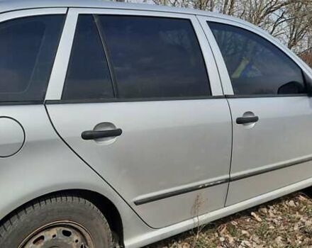Сірий Шкода Фабія, об'ємом двигуна 1.4 л та пробігом 213 тис. км за 4200 $, фото 2 на Automoto.ua