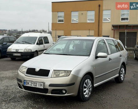 Сірий Шкода Фабія, об'ємом двигуна 1.42 л та пробігом 370 тис. км за 3300 $, фото 11 на Automoto.ua