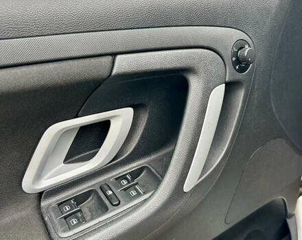 Серый Шкода Фабия, объемом двигателя 1.6 л и пробегом 247 тыс. км за 5150 $, фото 20 на Automoto.ua