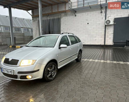 Серый Шкода Фабия, объемом двигателя 1.4 л и пробегом 203 тыс. км за 4800 $, фото 3 на Automoto.ua