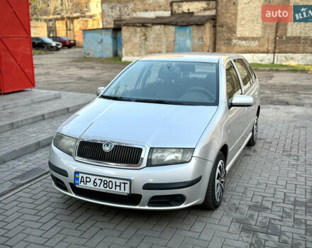 Серый Шкода Фабия, объемом двигателя 1.39 л и пробегом 190 тыс. км за 4300 $, фото 20 на Automoto.ua