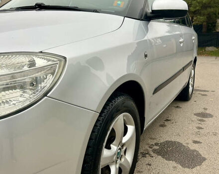 Серый Шкода Фабия, объемом двигателя 1.6 л и пробегом 247 тыс. км за 5150 $, фото 15 на Automoto.ua