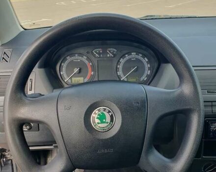 Серый Шкода Фабия, объемом двигателя 1.4 л и пробегом 200 тыс. км за 4900 $, фото 25 на Automoto.ua